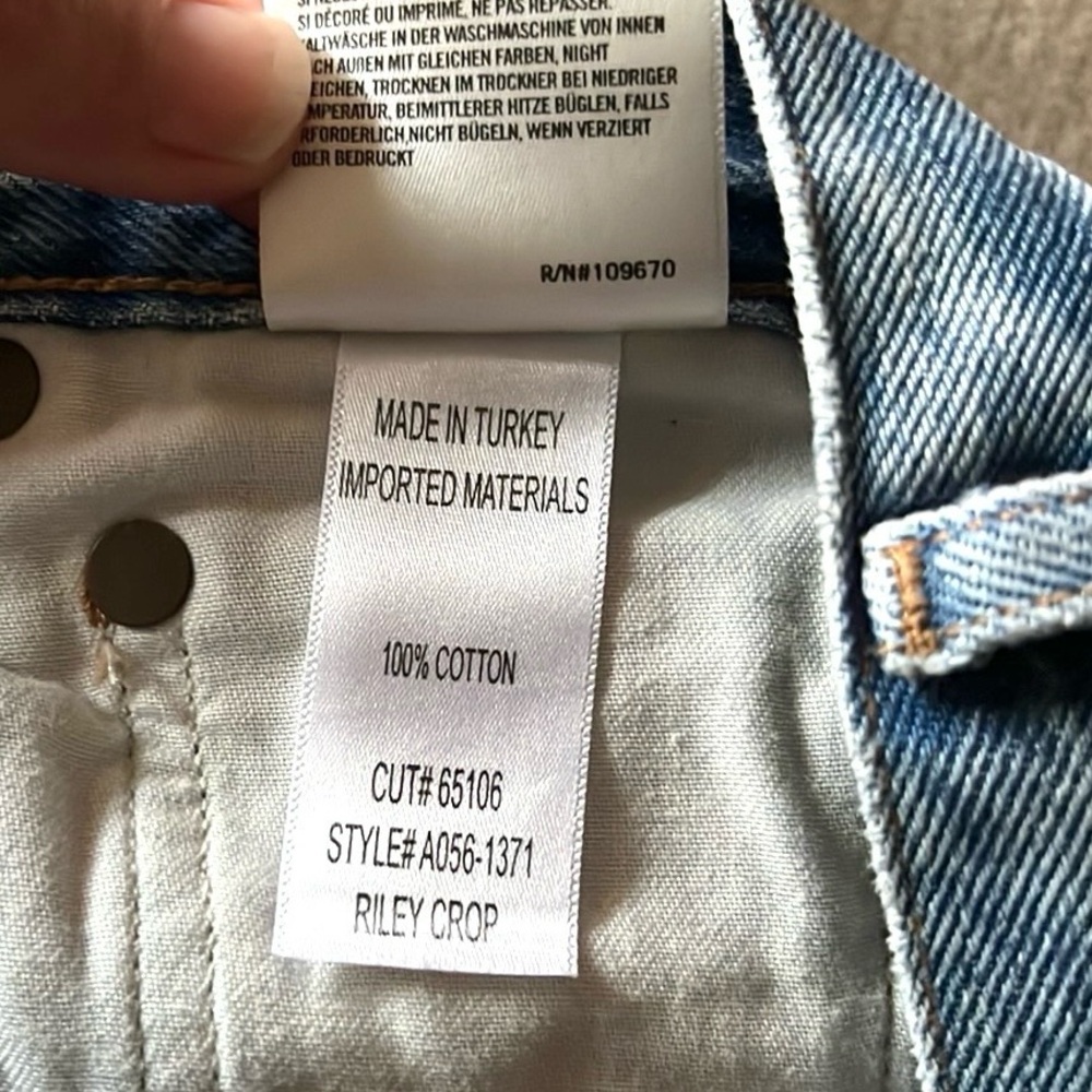 AGOLDE Riley Crop Jeans NWOT - Picture 8 of 11